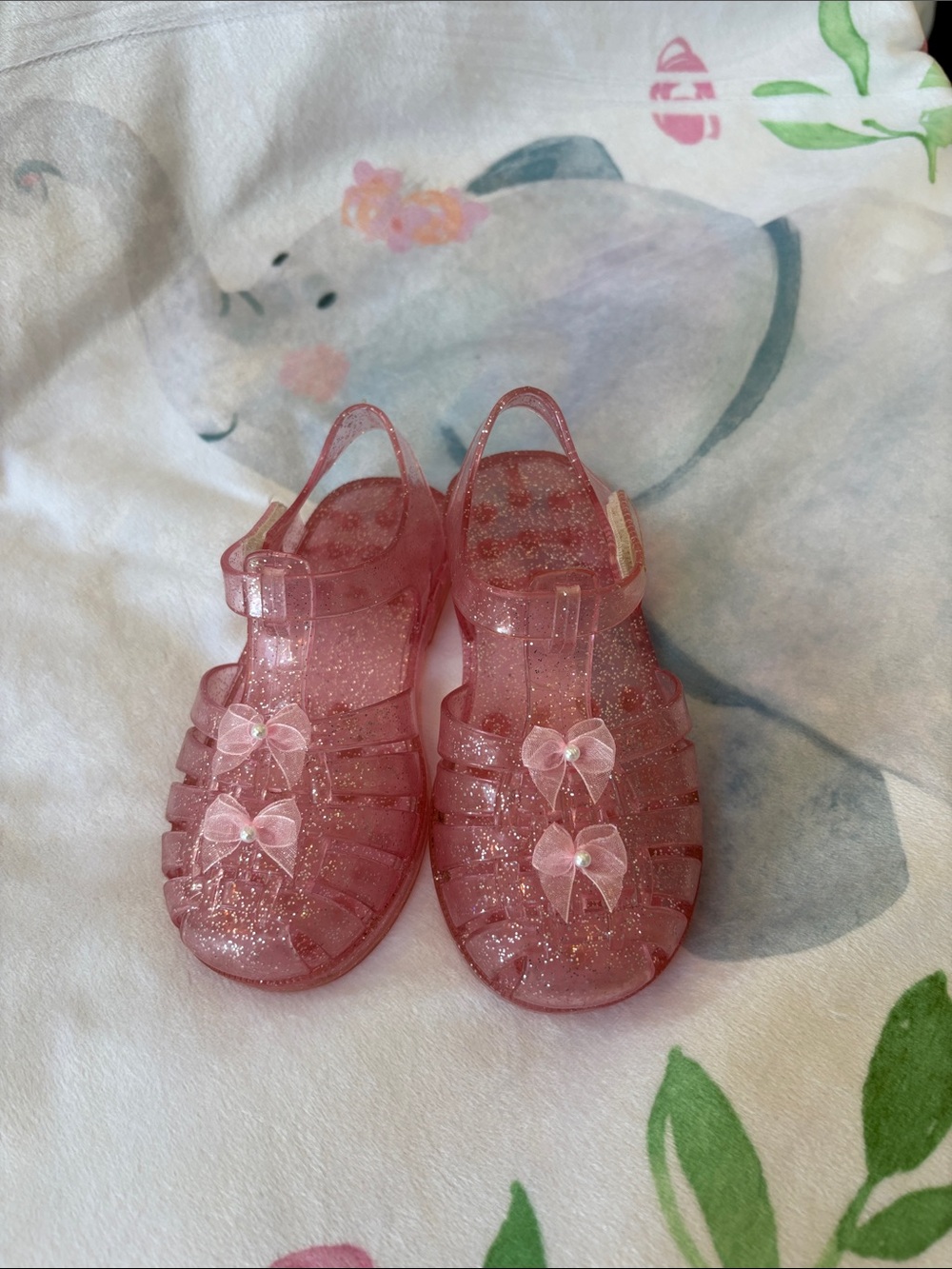 Pink Glitter Jelly Sandals with Bow Accent - Kids